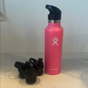 21 oz Hydro Flask Pink Water Bottle with 3 extra variety lids